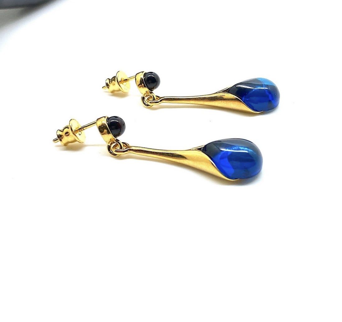 Alluring Amber Earrings - 2