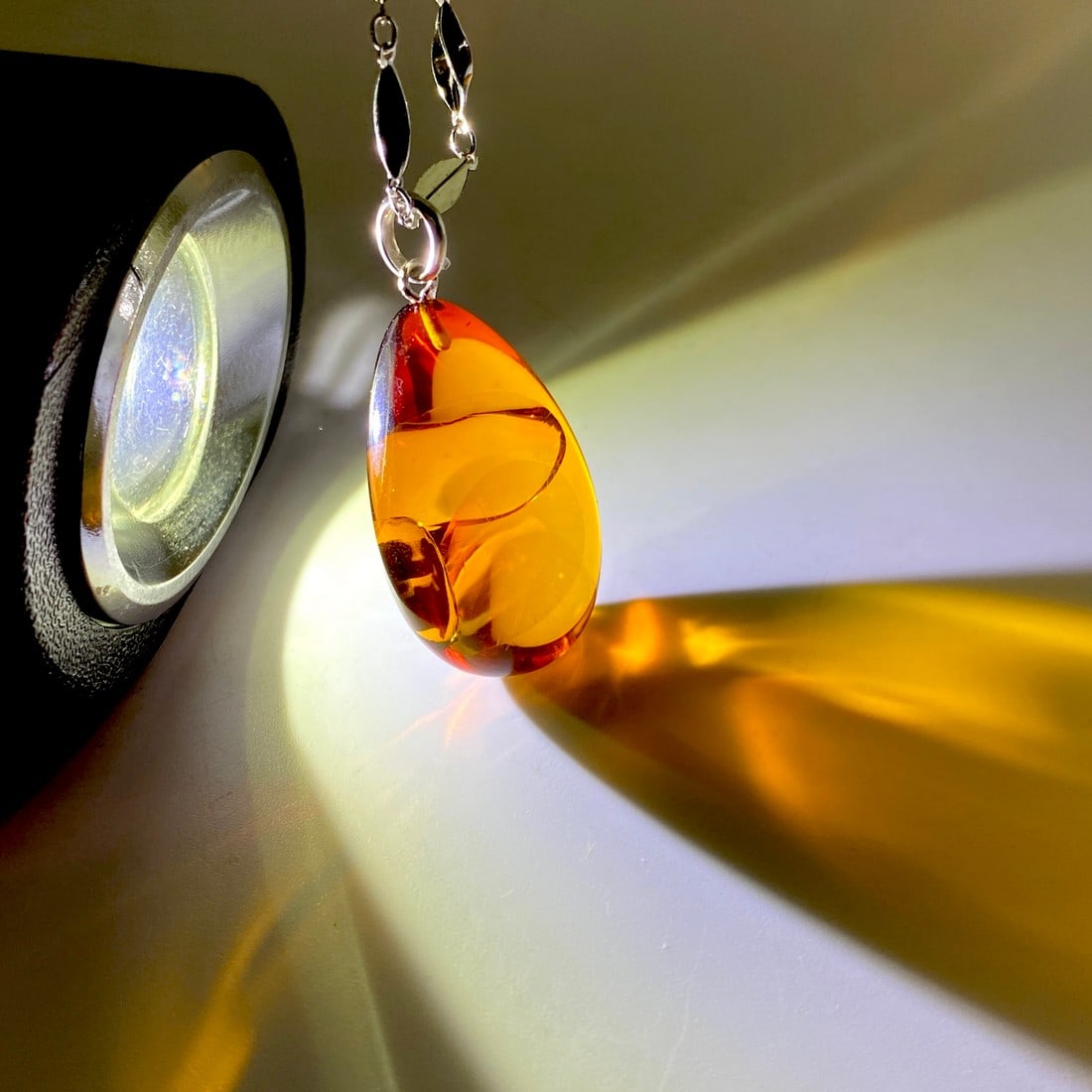 Stunning Amber Pendant with chain, shaped like a Drop - 7