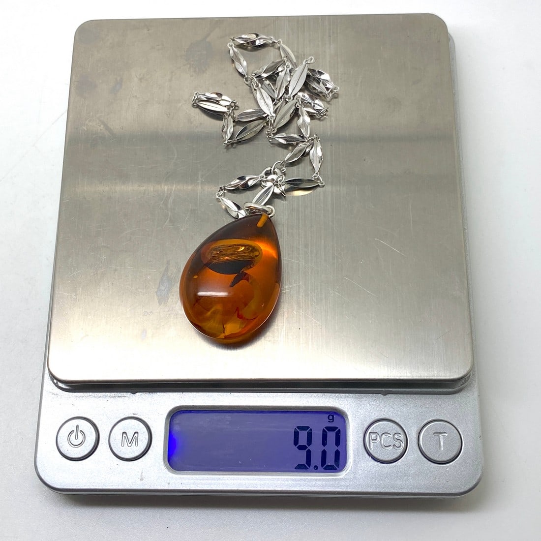 Stunning Amber Pendant with chain, shaped like a Drop - 8
