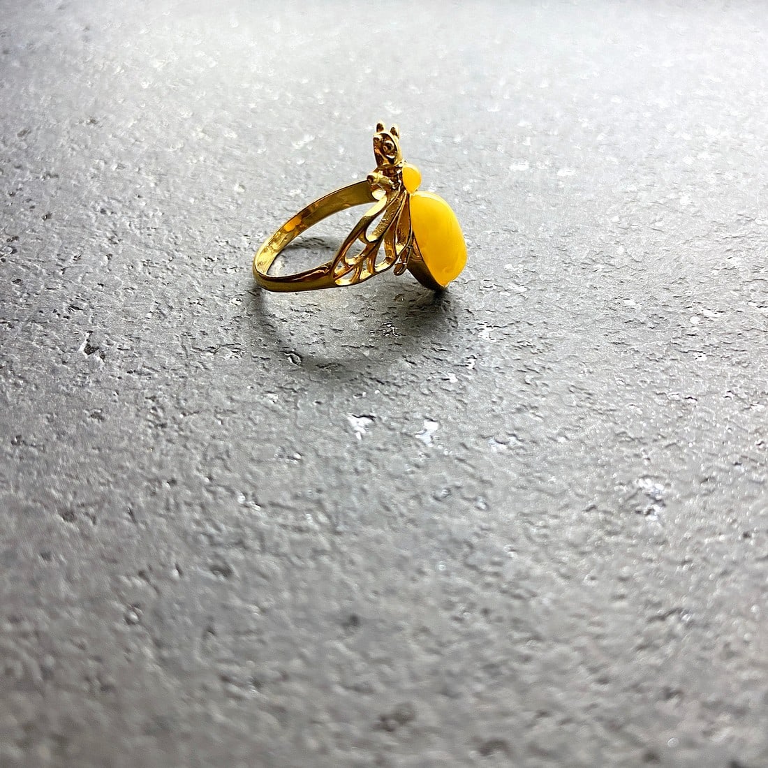 Beautiful Amber Ring - 5