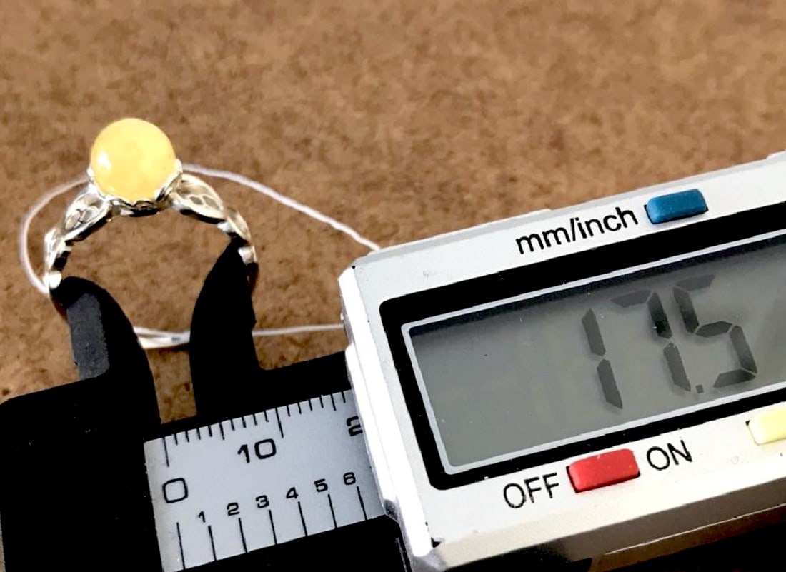 Unique and Grand Amber Ring - 6