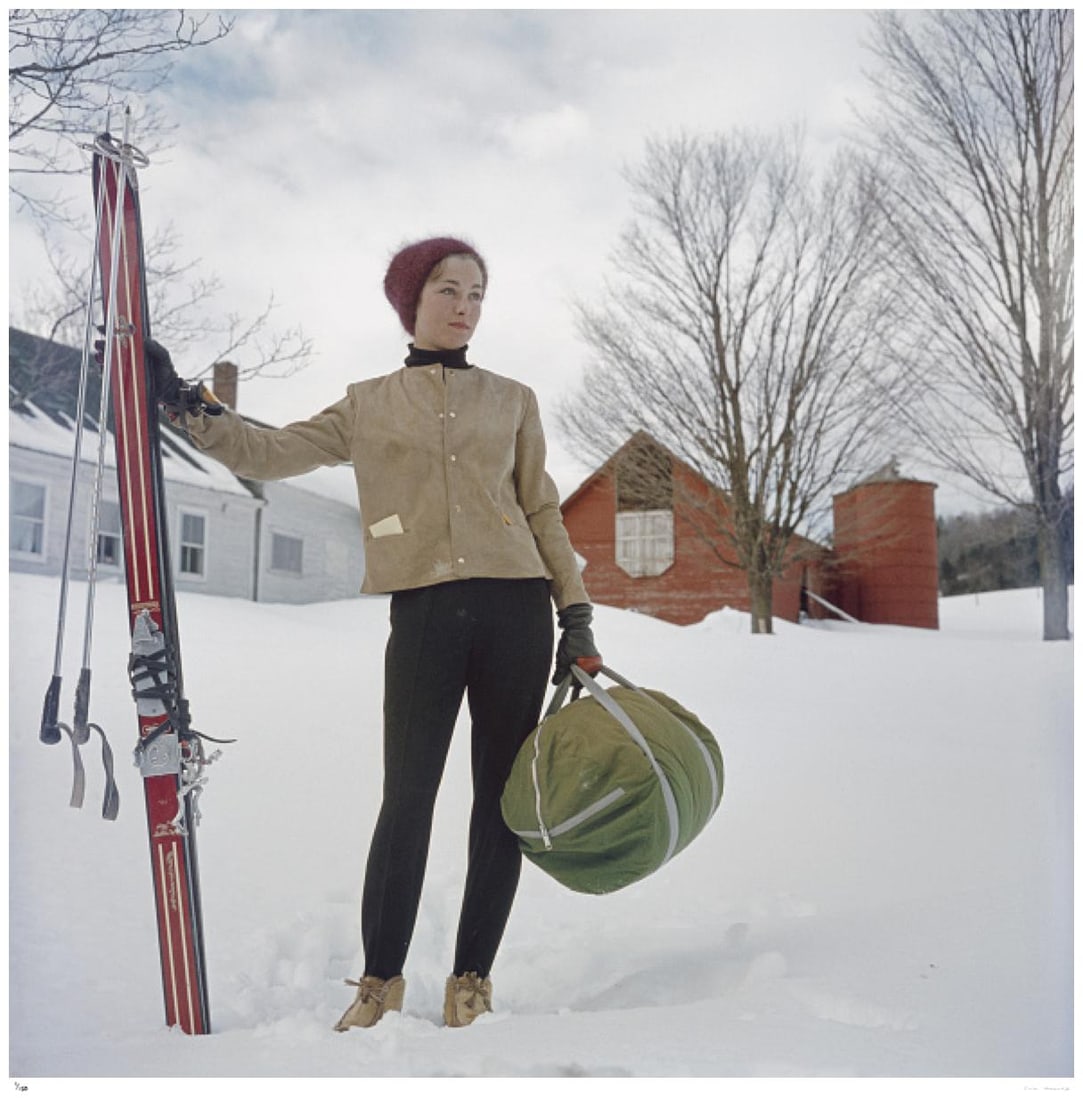 Skiing In Stowe 1962 - Slim Aarons Estate Stamped: 1962 (printed later) - 7