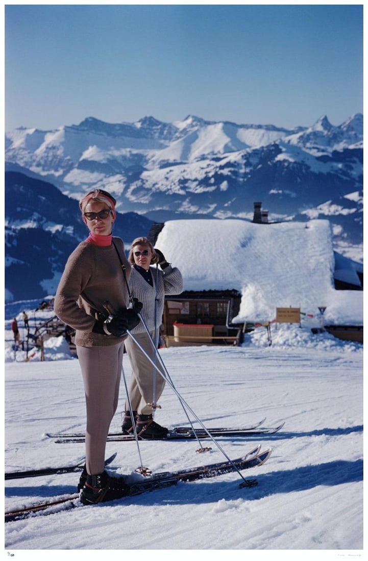 Skiers In Gstaad 1961 - Slim Aarons Estate Stamped: 1971 (printed later) - 7