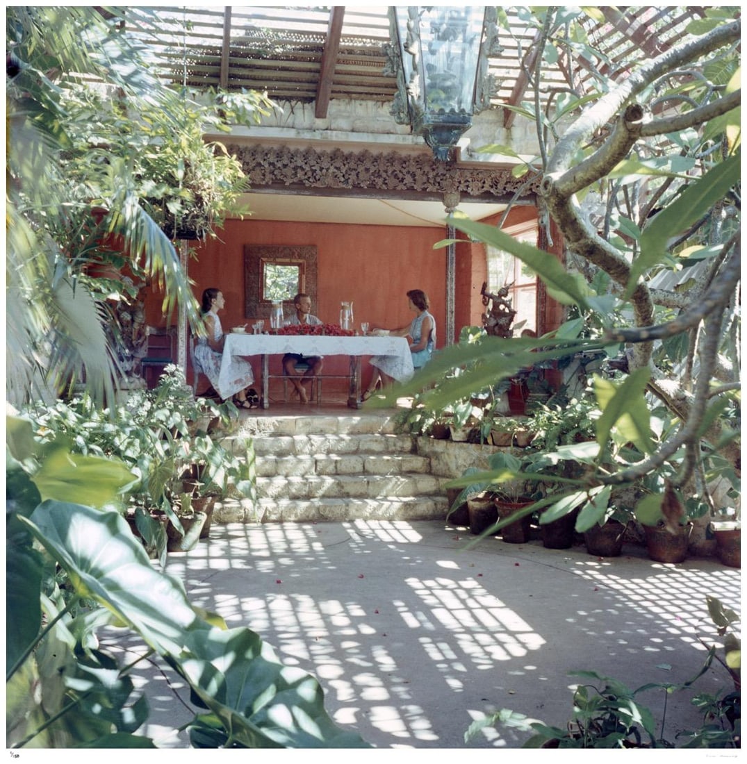 Lunch At Bali-li 1960 - Slim Aarons Estate Stamped: 1960 (printed later) - 18