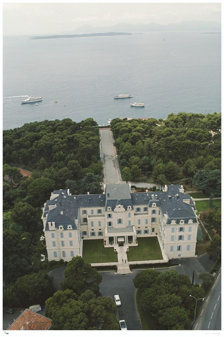 Hotel du Cap 1976 - Slim Aarons Estate Stamped: 1976 (printed later): Title: Hotel du Cap 1976 - Slim Aarons Estate Stamped: 1976 (printed later) Description: Hotel du Cap 1976 - Slim Aarons Estate Stamped An aerial view of the Hotel du Cap Eden-Roc, Antibes, France,