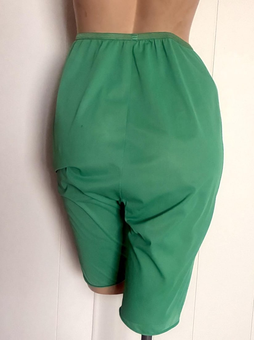 Vintage 1960s Green Vanity Fair Bloomers w Butterflies Sz S M - 7