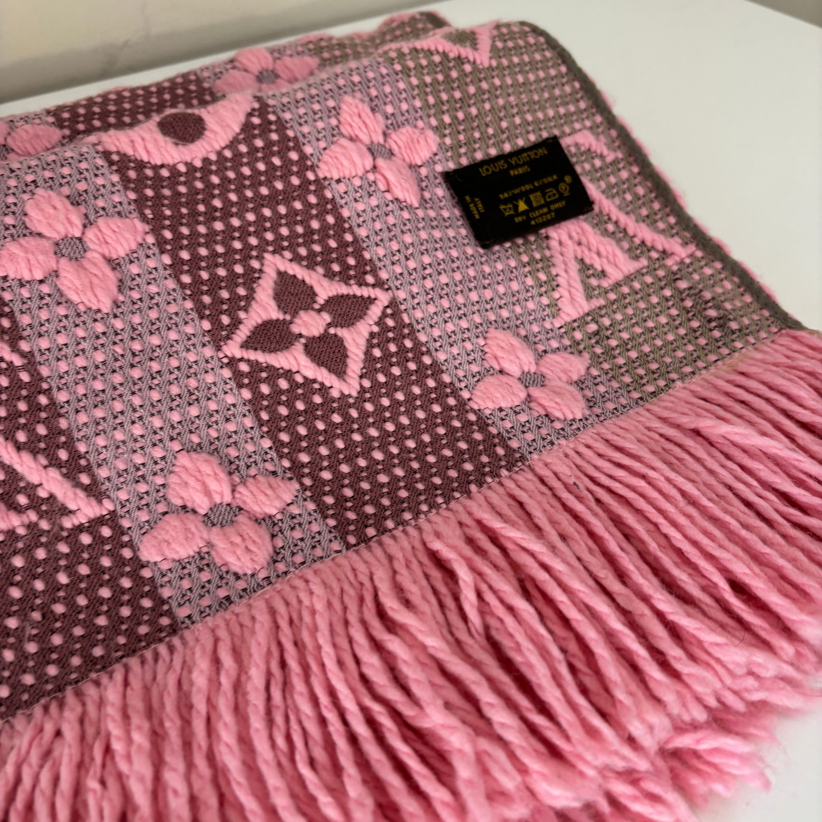 Louis Vuitton Pink Thick Wool & Silk Scarf - 6