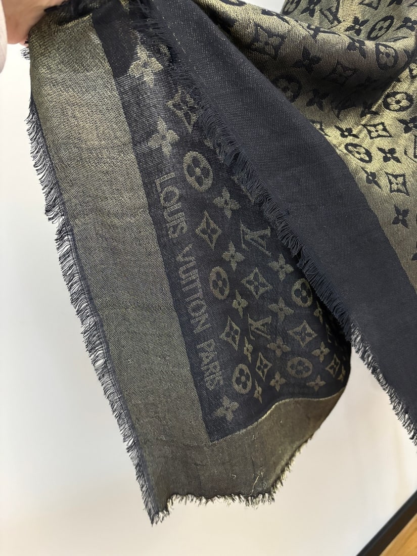 Louis Vuitton Black & Gold 60% Silk 40% Wool Large Shawl - 10