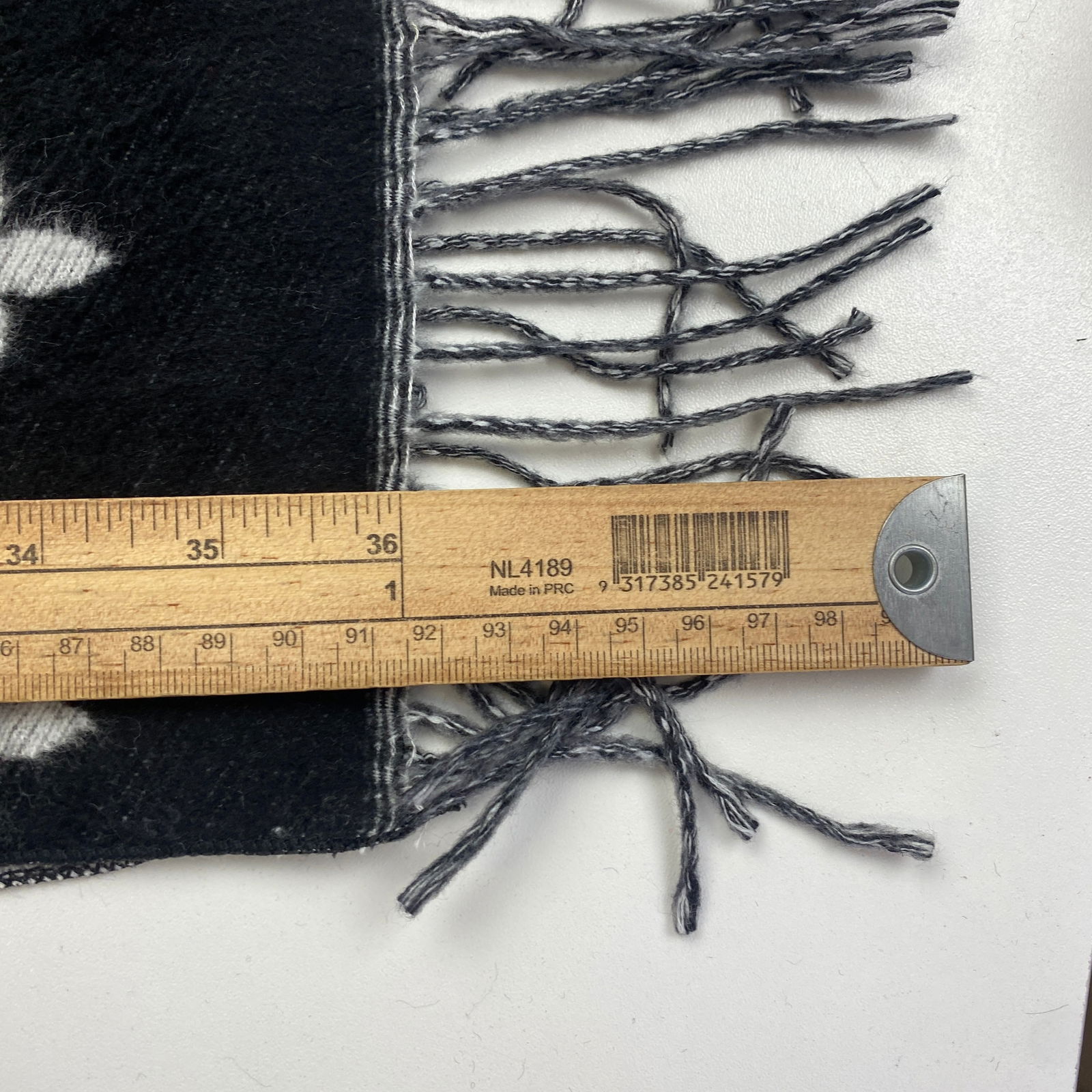 Louis Vuitton X Supreme Black & White Wool Blend Scarf - 8