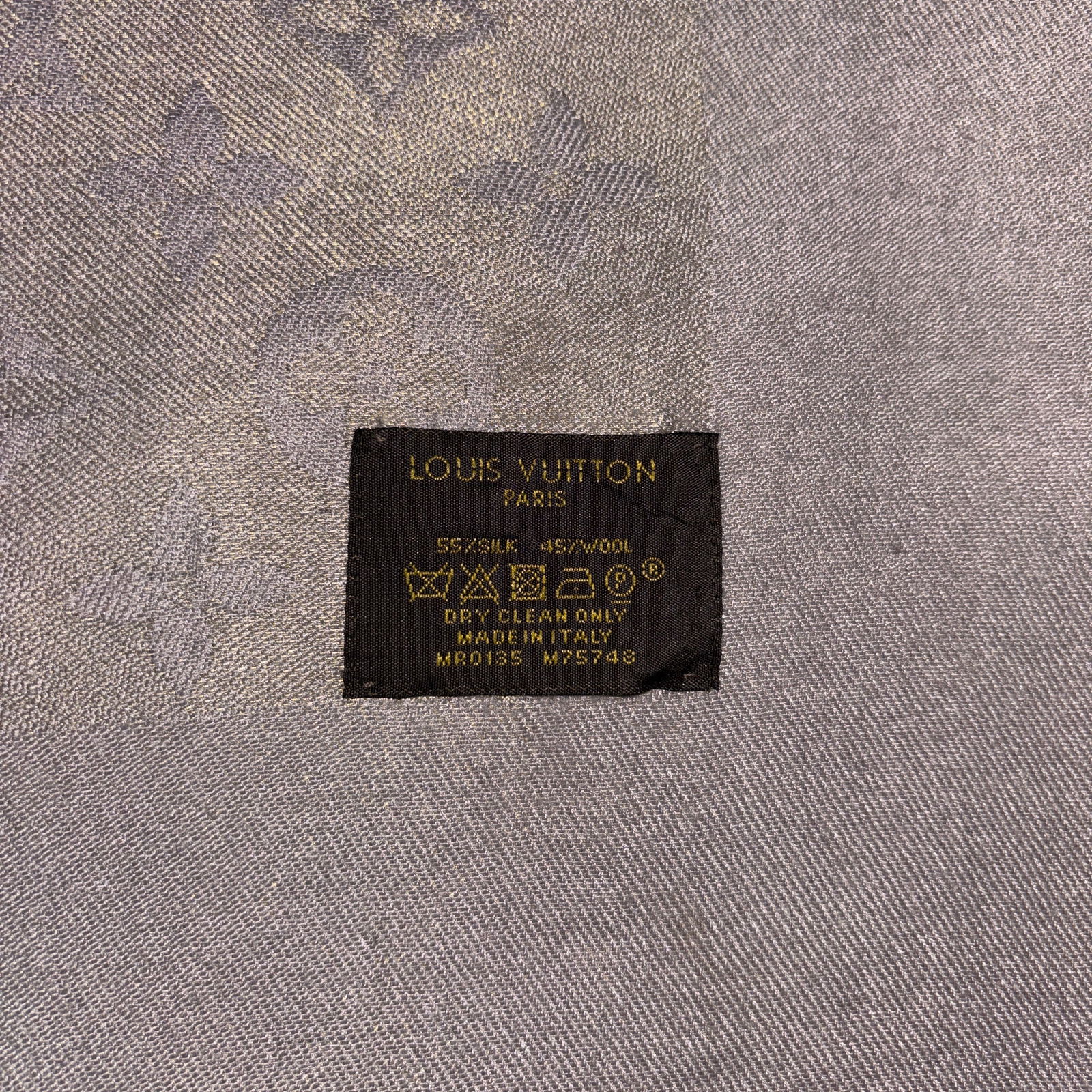 Louis Vuitton Grey & Gold 55% Silk 45% Wool Large Shawl - 18