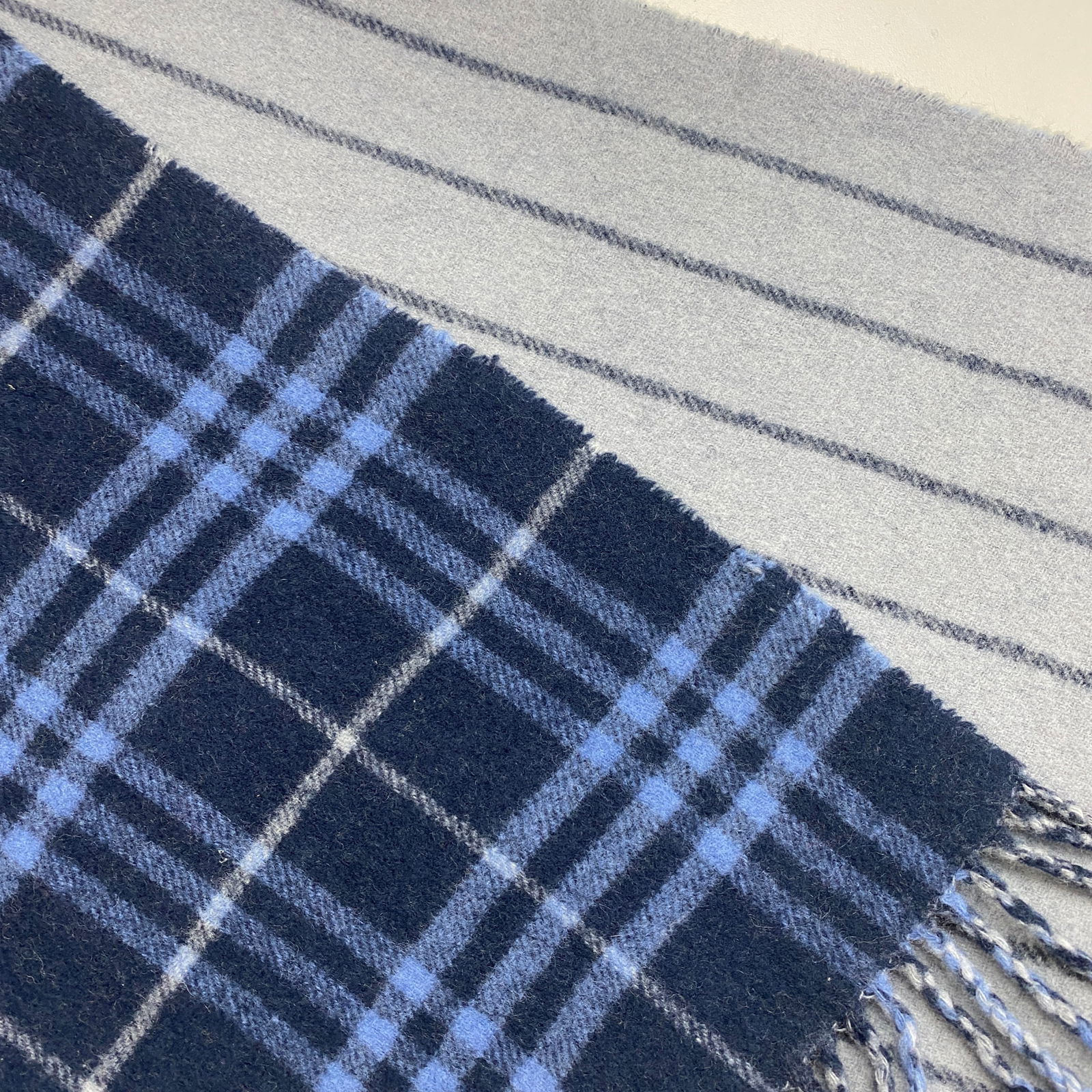 Burberry Navy Blue Plaid 100% Lambswool Scarf - 5