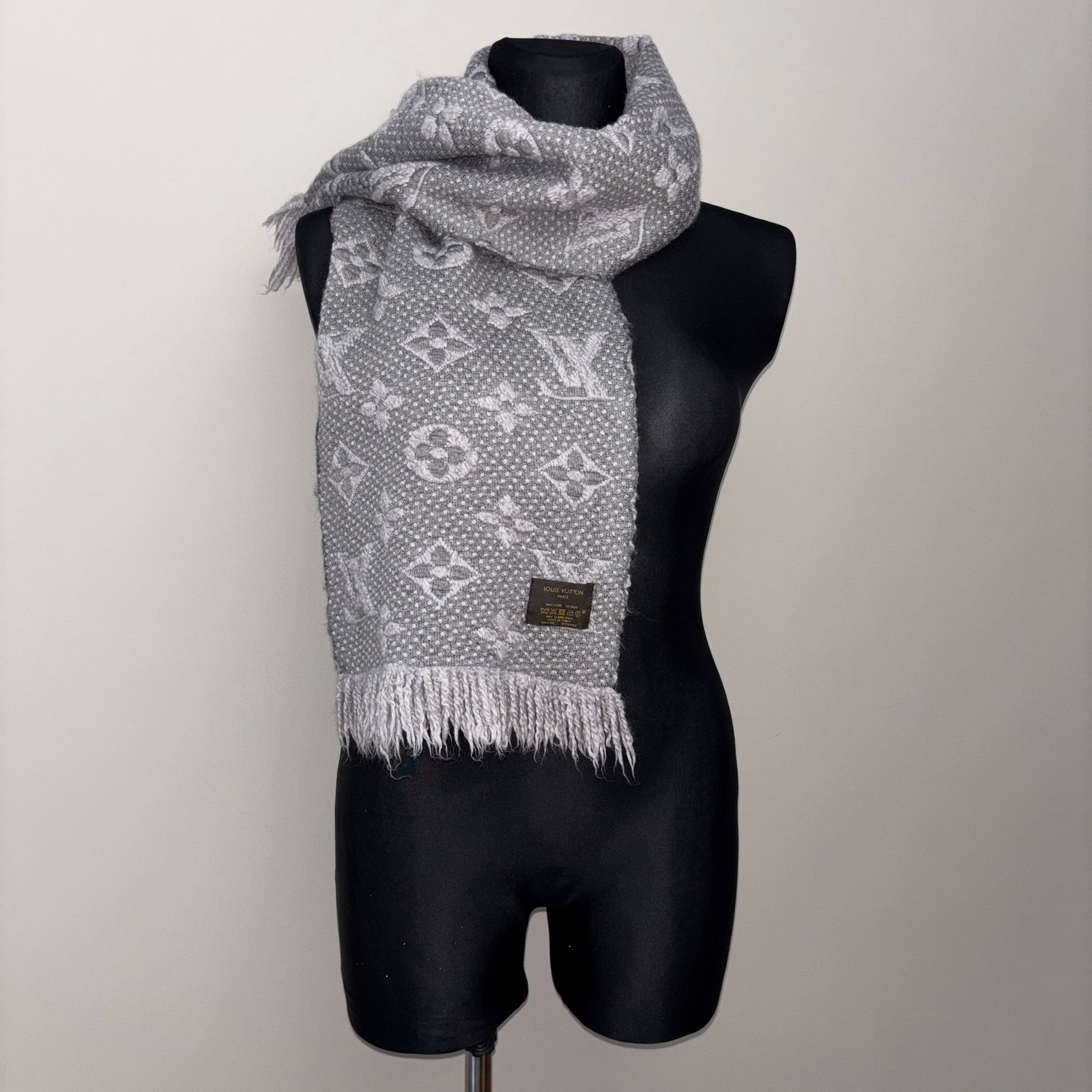 Louis Vuitton Grey Thick Wool & Silk Scarf (Shrunk) - 5