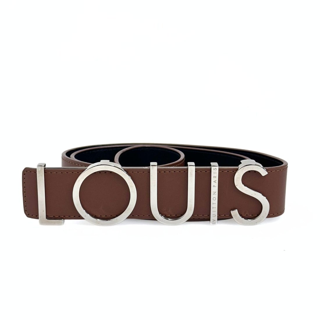 LOUIS VUITTON brown leather women's belt: Title:LOUIS VUITTON brown leather women's beltMaterials:LeatherDimension:DIMENSIONS: L: 102 cm - H: 3.5 cmDescription:(5918A170). Louis Vuitton women's brown leather belt.Black leather interior.Steel