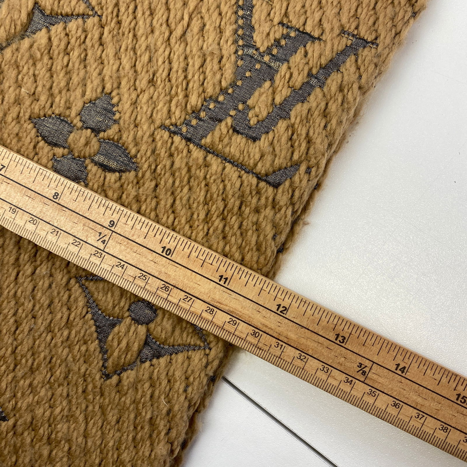 Louis Vuitton Thick Wool & Silk Blend Brown Scarf - 7