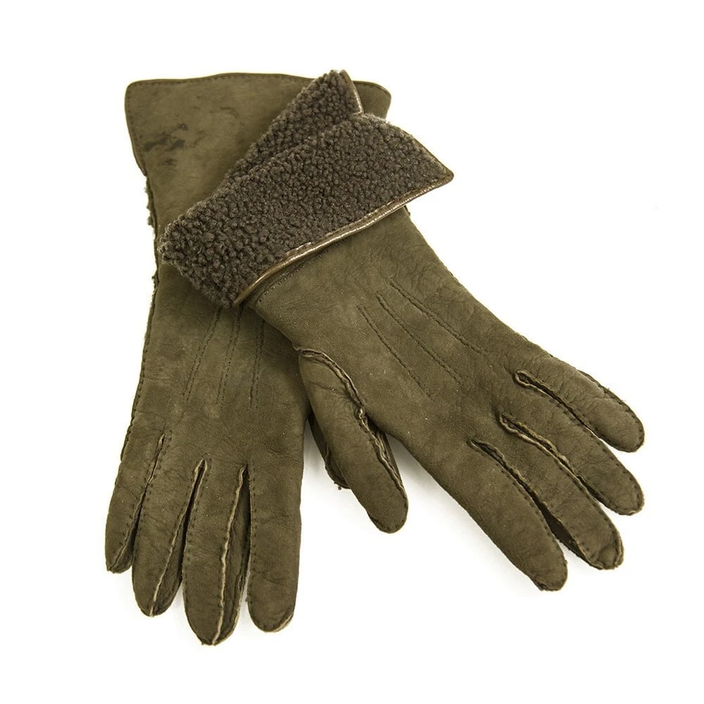 Chanel khaki green suede leather and lambskin fur gloves with CC button size 7 - 4