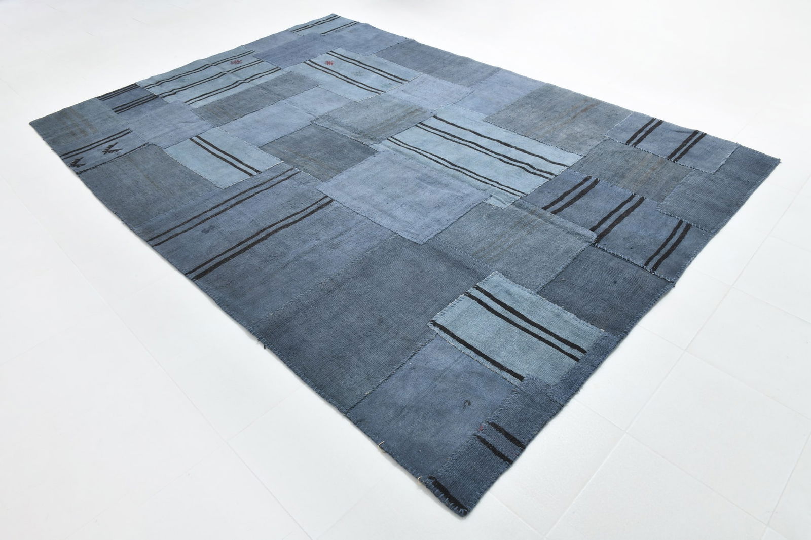 7'10'' x 11'1'' Turkish Hemp Patchwork Rug - 52434 - 4