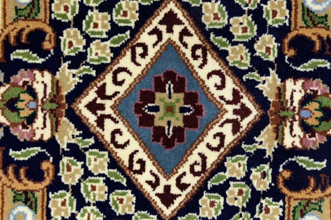 Cream & Navy Floral 5'9X7'8 Kirman Oriental Rug - 9