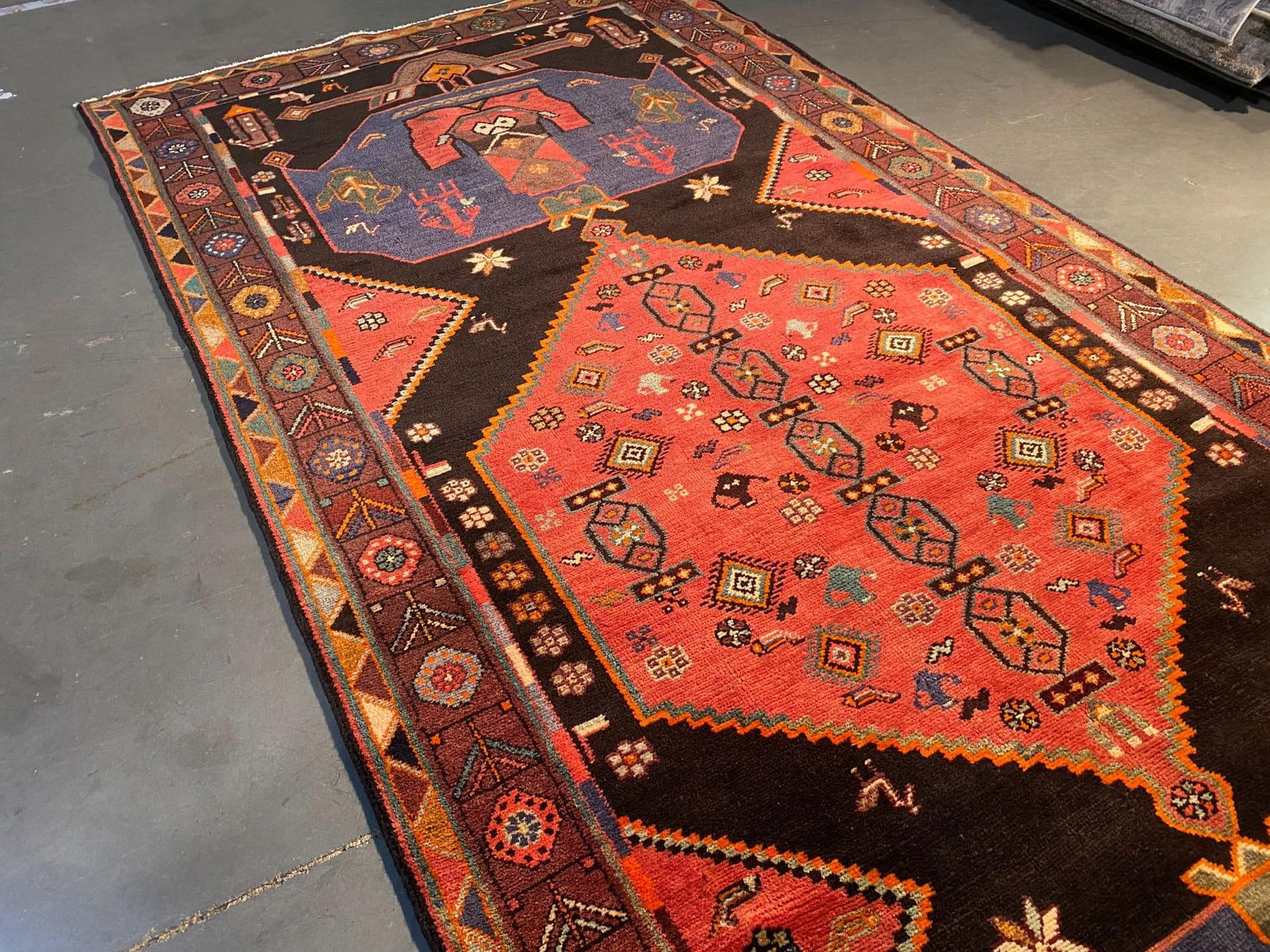 Stunning Persian Rug 4.5x10 - 5