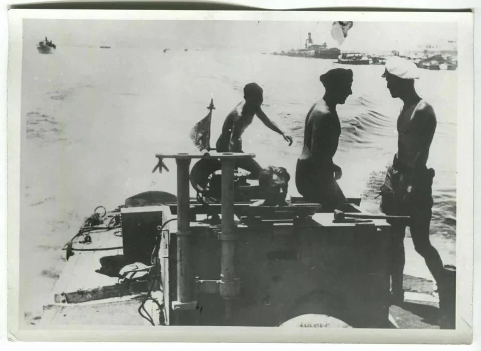 Vintage Photography FRANCE PRESSE German Dredgers, Port of Tobrouk WWII 1942 - 7