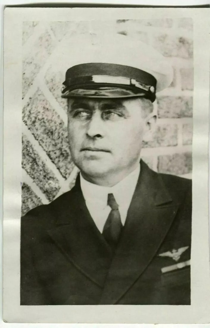 KEYSTONE - Aviator Harold June - Antarctic Expedition c 1946 Vintage Photographs - 6