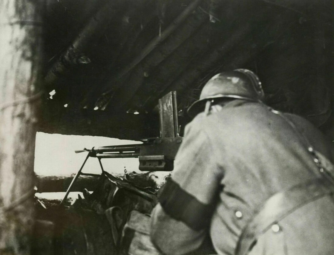 Vintage Photography FRANCE PRESSE Cagna of a Machine Gunner Post WWII 1940 - 2