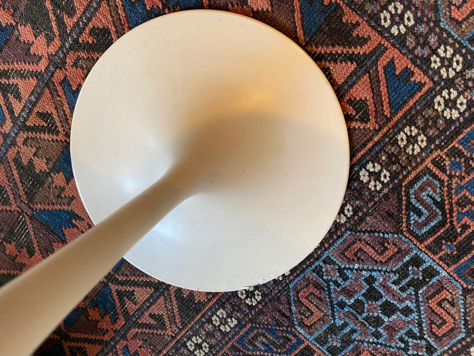 1960s Vintage Knoll Style White Marble Top Eero Saarinen Style Oval Tulip Side Table - 9