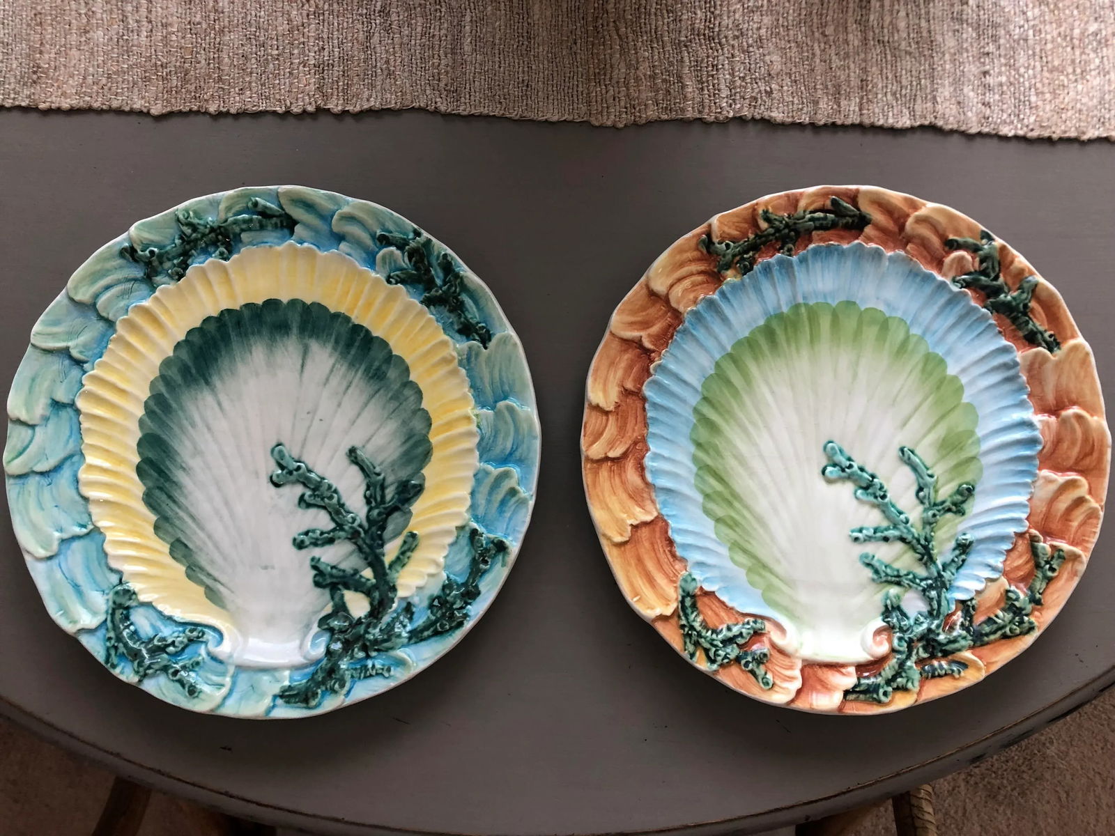 Vintage Vietri Shell Motif Plates, a Pair - 8