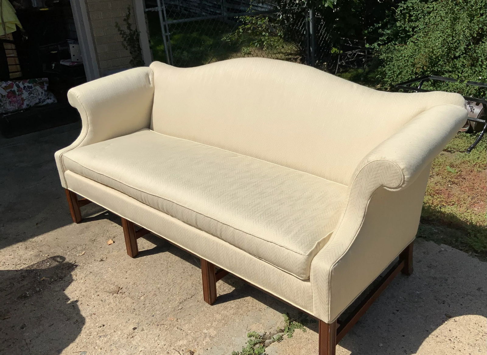 1970s Camel Back Sofa - 4