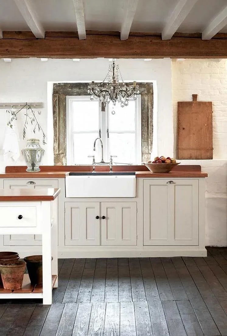 Rustic French European 18th Century Faience Fountain With Spigot - 4