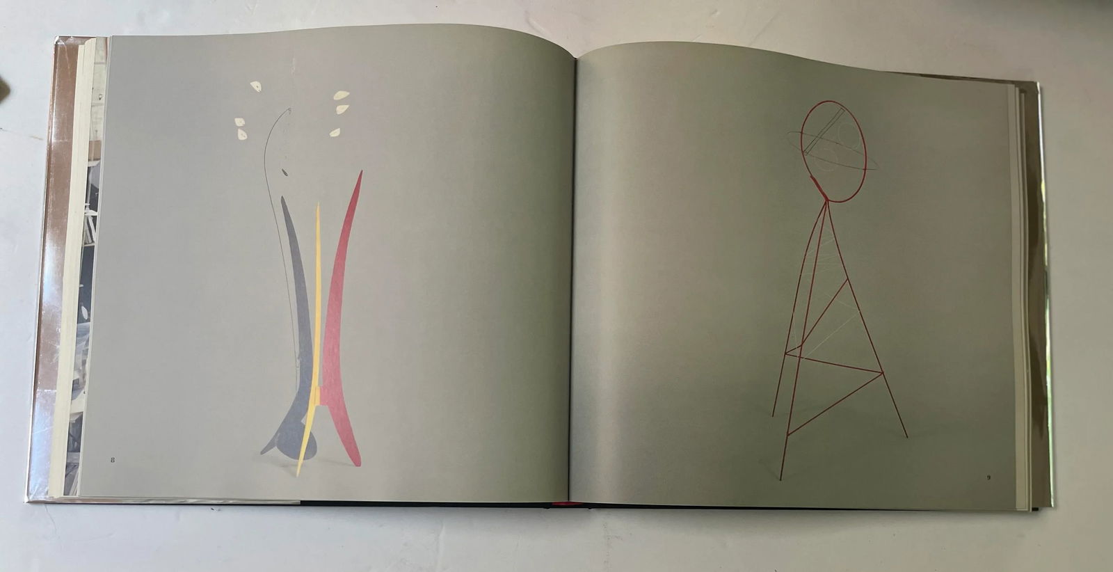 Calder: Gravity and Grace, Phaidon Press, 2004 - 5