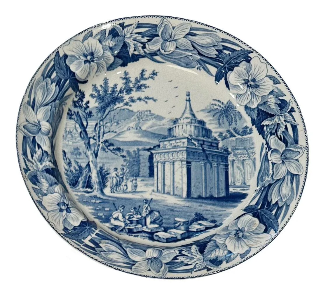 Wedgwood AbsalÃ³n Plates - a Pair - 2