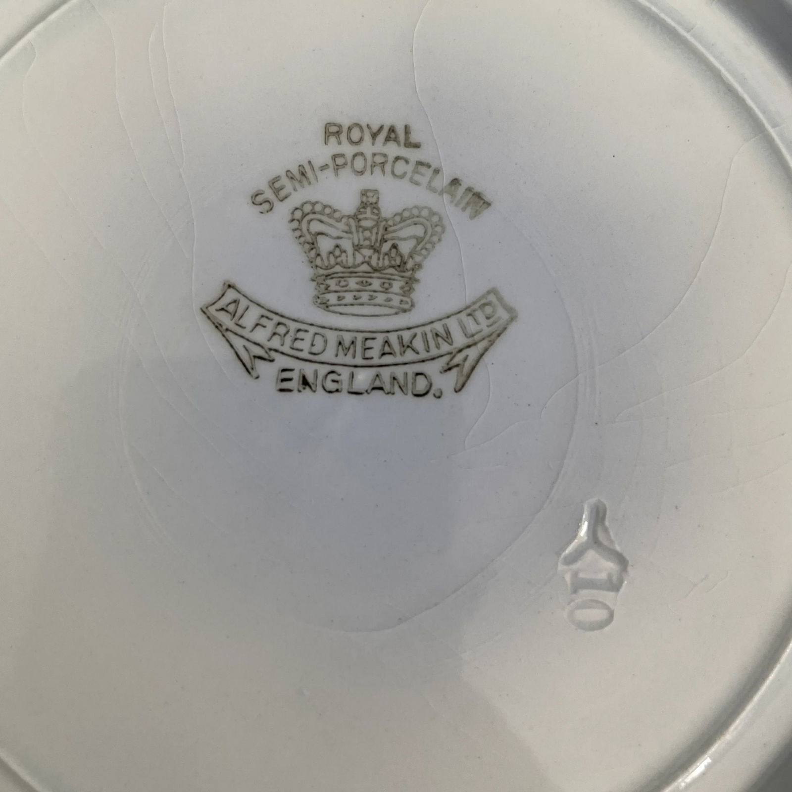 Antique Set of 6 Alfred Meakin Cambridge Flow Blue Coupe Soup Bowls With Gold Accents - 4