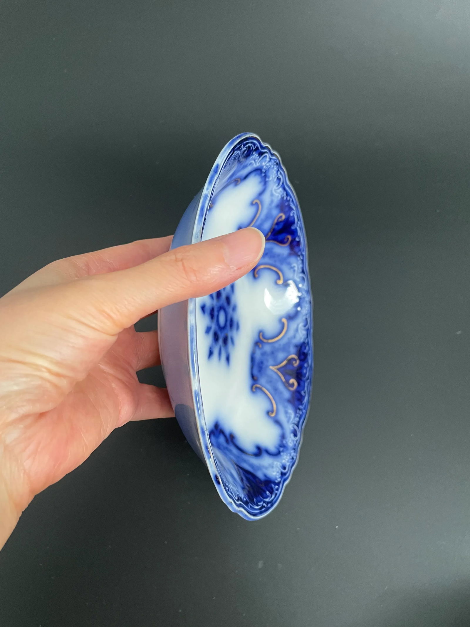 Antique Set of 6 Alfred Meakin Cambridge Flow Blue Coupe Soup Bowls With Gold Accents - 6