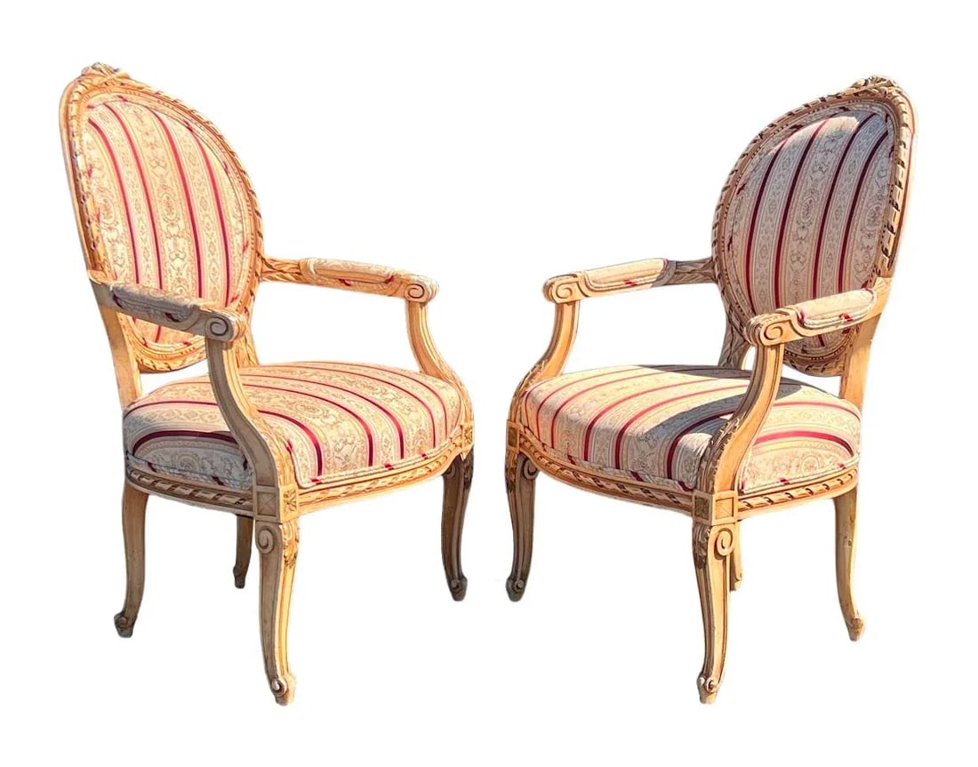1960s Pair of Louis XVI Style Arm Chairs - 3