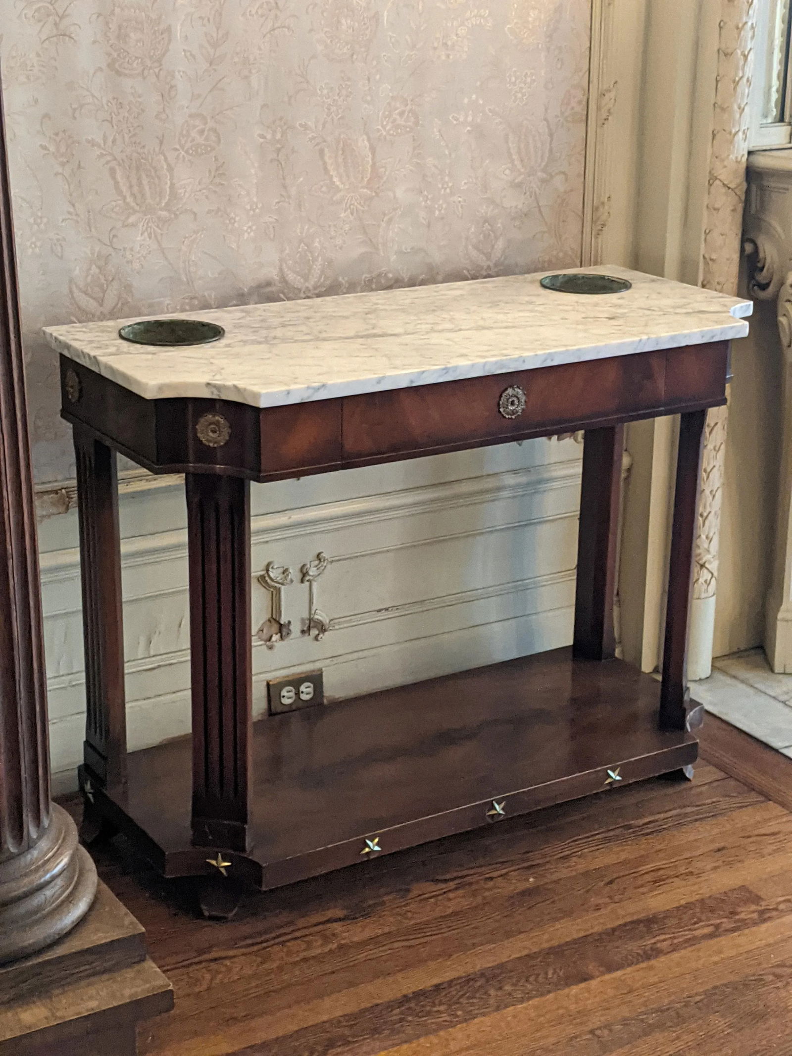 Mid 20th Century Grosfeld House Marble Top Console Table - 10