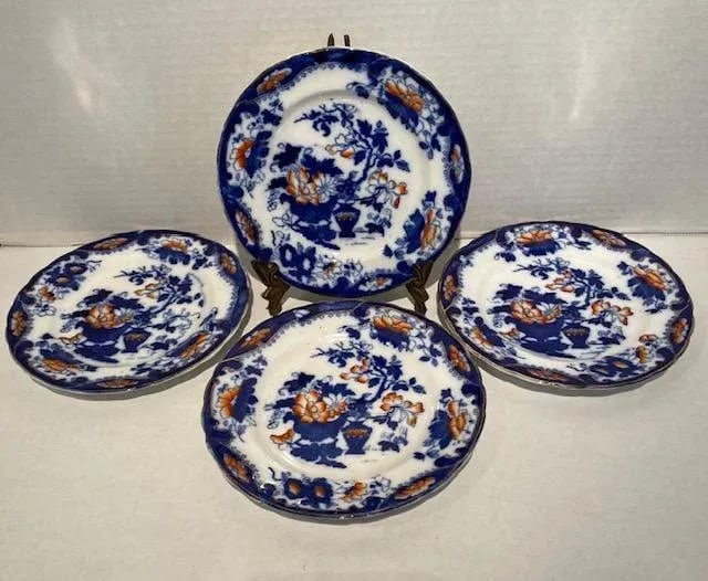 Set of 4 Antique Dessert Plates in English 1749 Pattern - 2