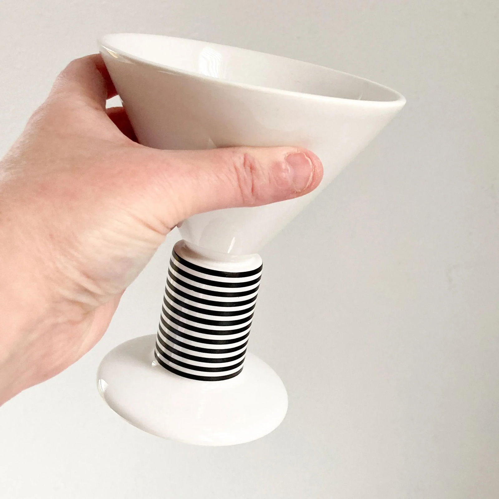 1980s Vienna Collection by Heide Warlamais Set of 5 Porcelain Barware Vessels - 11