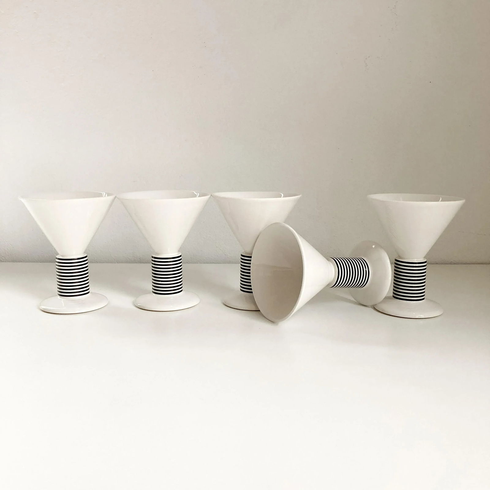 1980s Vienna Collection by Heide Warlamais Set of 5 Porcelain Barware Vessels - 2