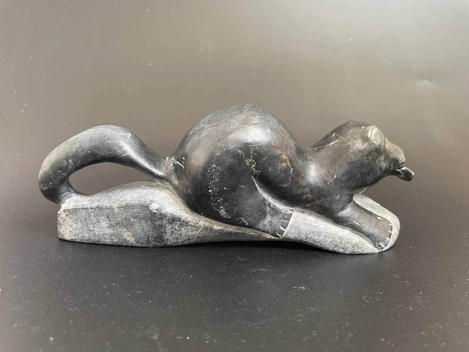 Vintage Canadian Inuit Eskimo Soapstone Carving Sea Otter Eating Fish Sculpture by Davitiapik - 4