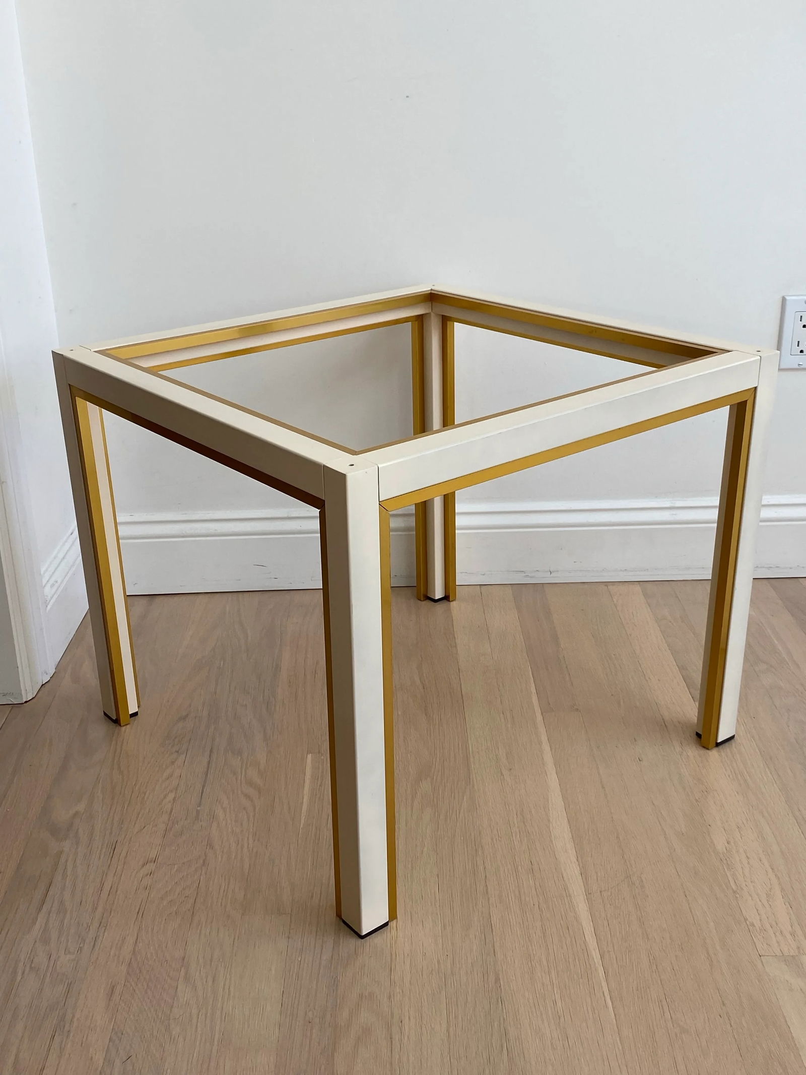 1970's Italian Modern Side Table in the Manner of Romeo Rega - 2