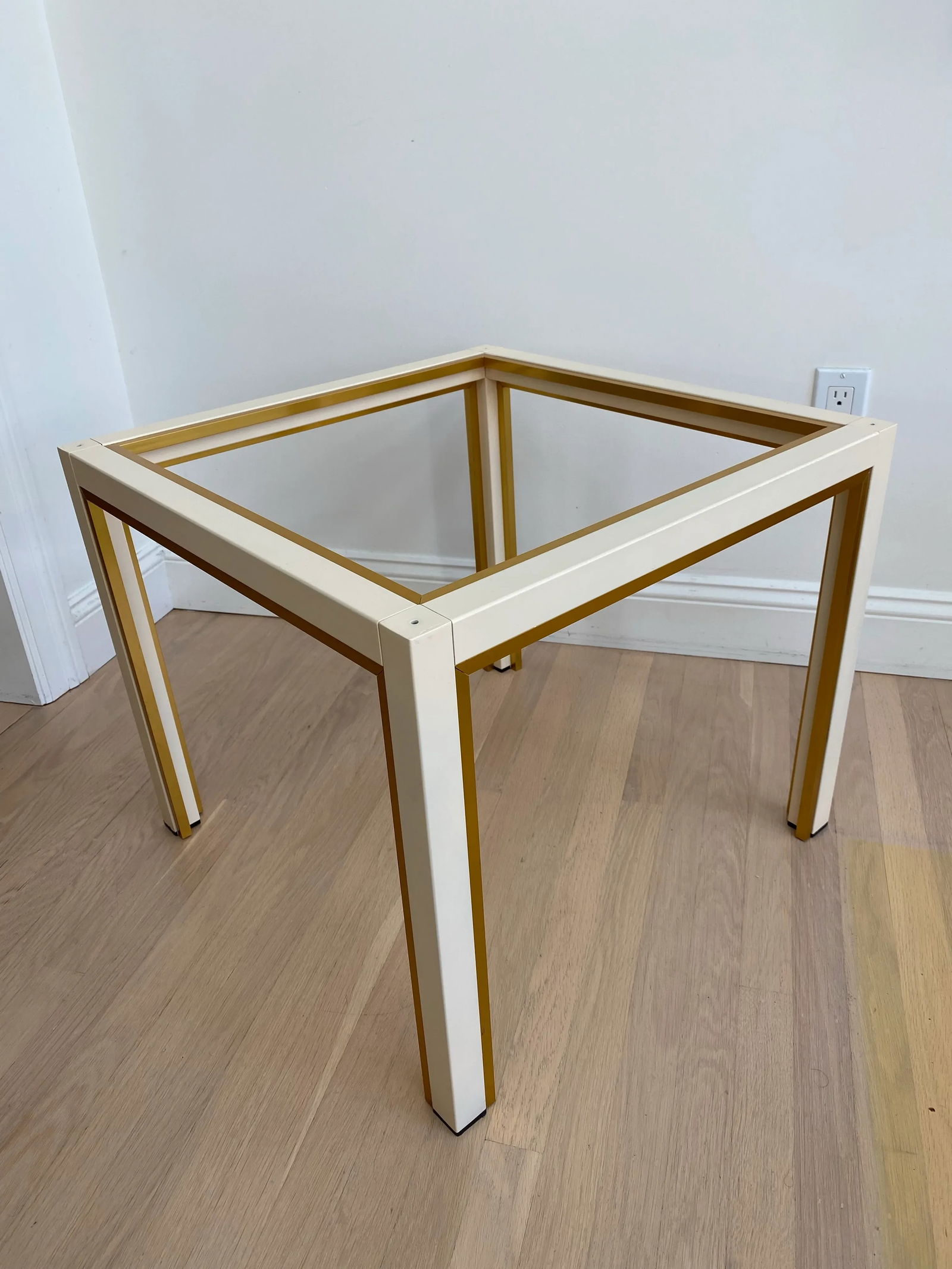 1970's Italian Modern Side Table in the Manner of Romeo Rega - 3
