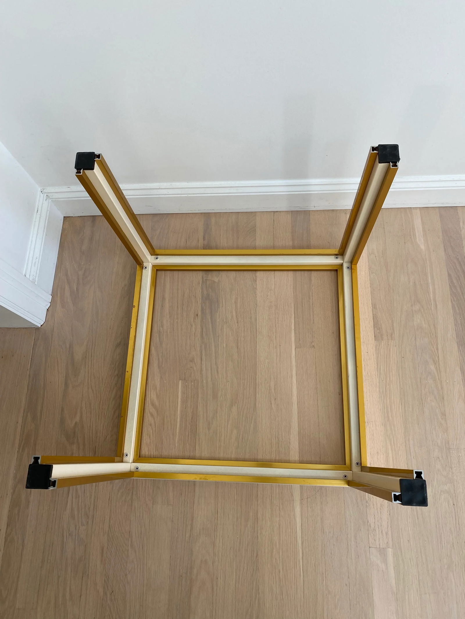 1970's Italian Modern Side Table in the Manner of Romeo Rega - 5