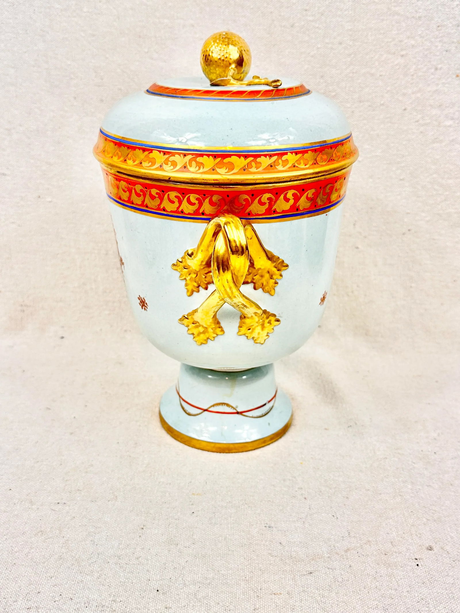 Vintage Mottahedeh Lidded Urn - 2