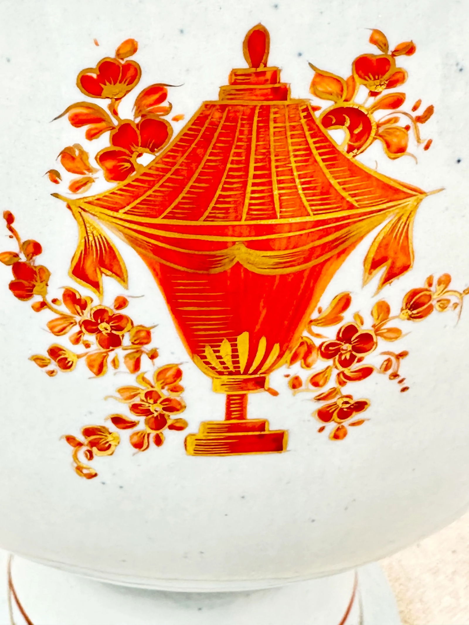 Vintage Mottahedeh Lidded Urn - 9