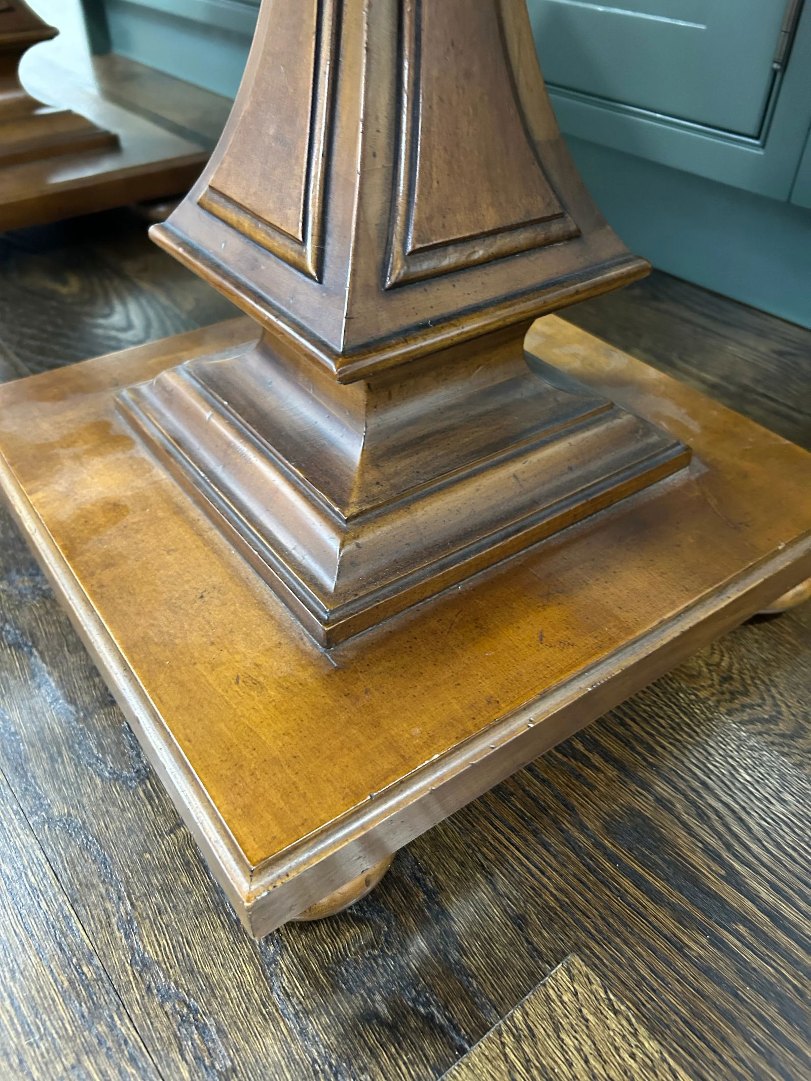 1980s Pair of Vintage John Widdicomb Octagonal End Tables - 2