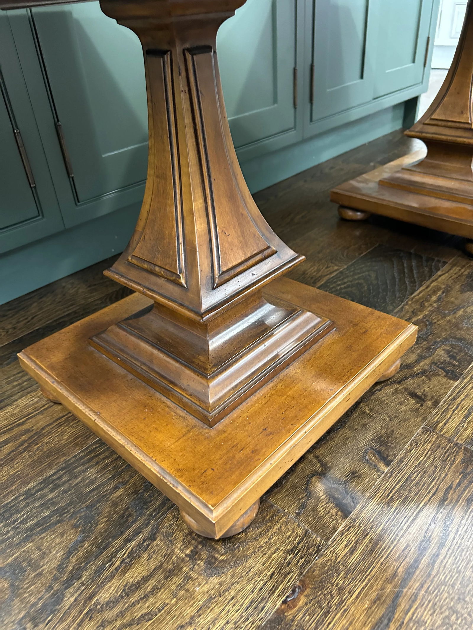 1980s Pair of Vintage John Widdicomb Octagonal End Tables - 5