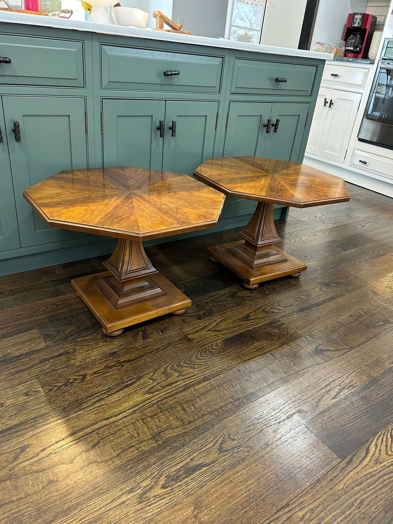 1980s Pair of Vintage John Widdicomb Octagonal End Tables - 6
