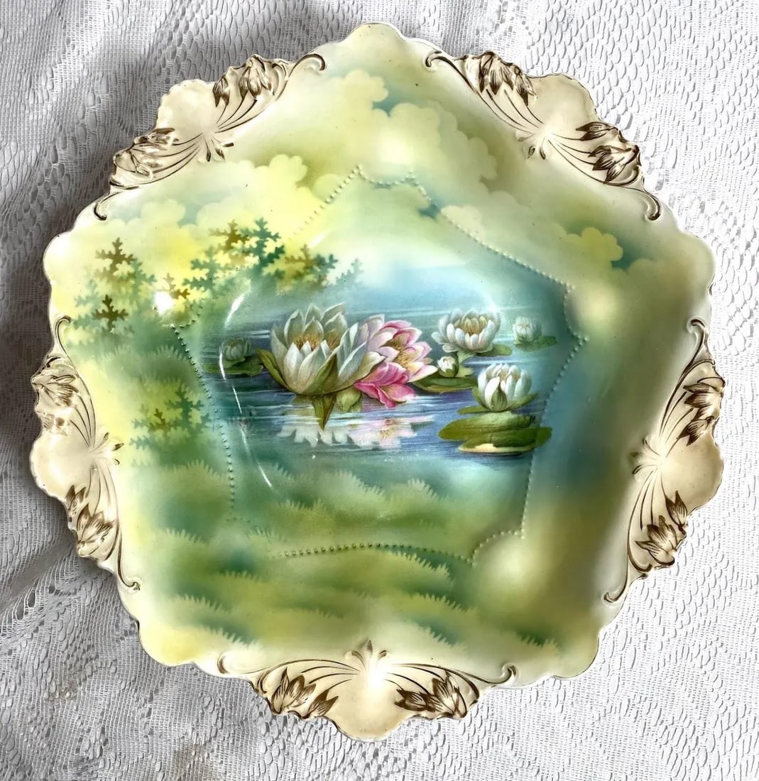 Antique r.s Prussia Bowls - Set of 5, Pink & White Water Lily, Gold Scalloped Edge, Gold Trim - 3