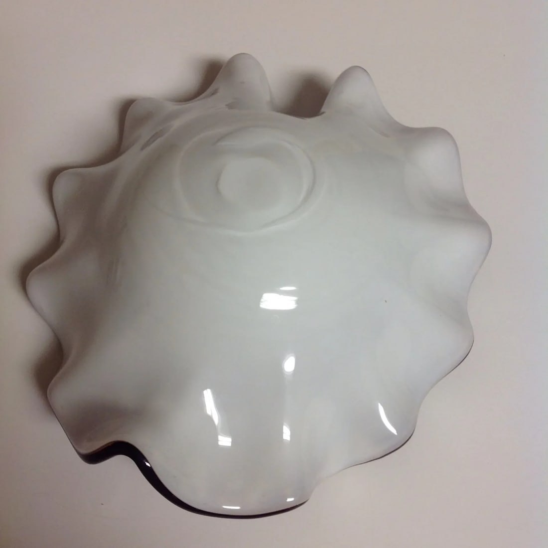 Red Murano Bowl With Gold Inclusions - 5