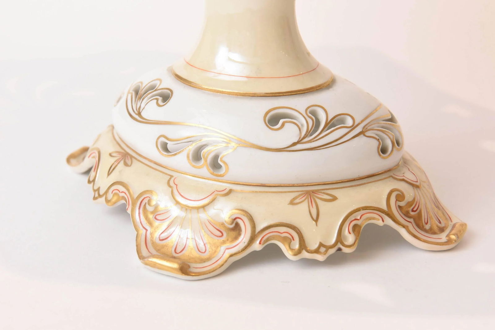 19th Century Old Paris Porcelain Centerpiece, Hand-Painted Florals - 4